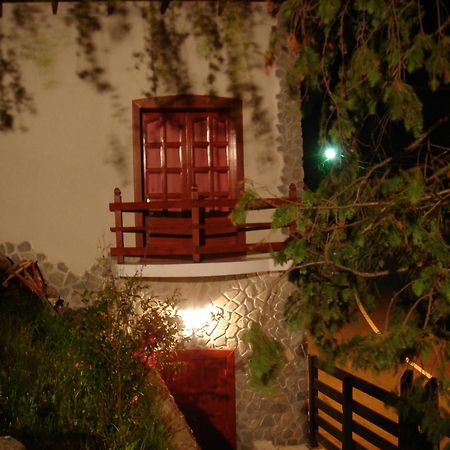 Rem'S Pension ริชนอฟ ภายนอก รูปภาพ